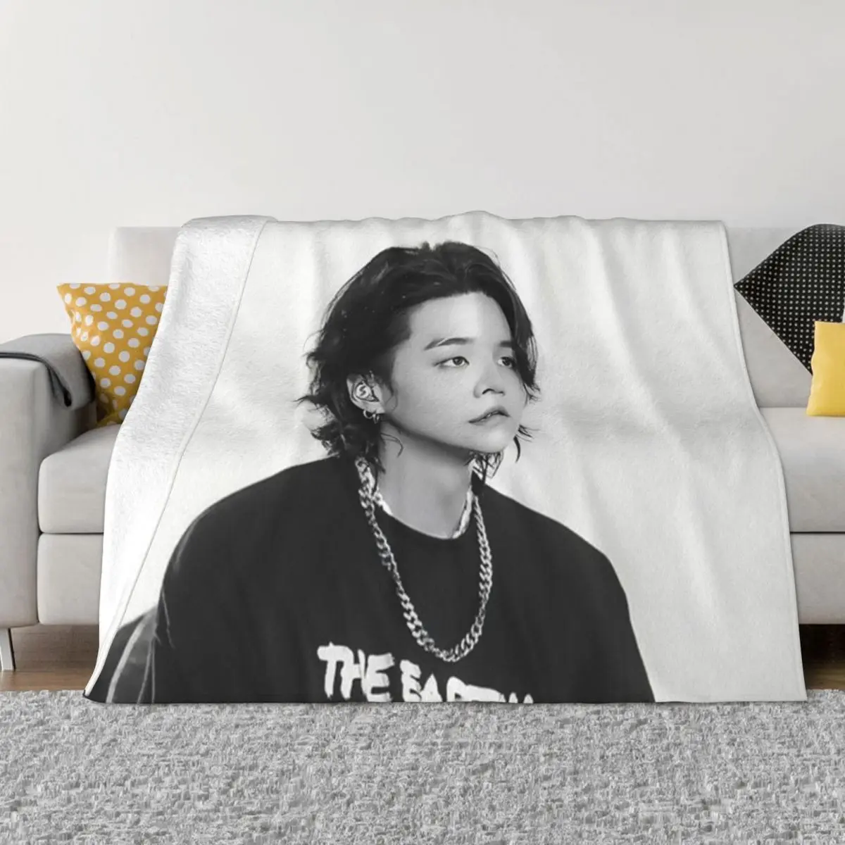 Yoongi concert Throw Blanket D - Flamethrower Cosplay Prop ulasan dan harga